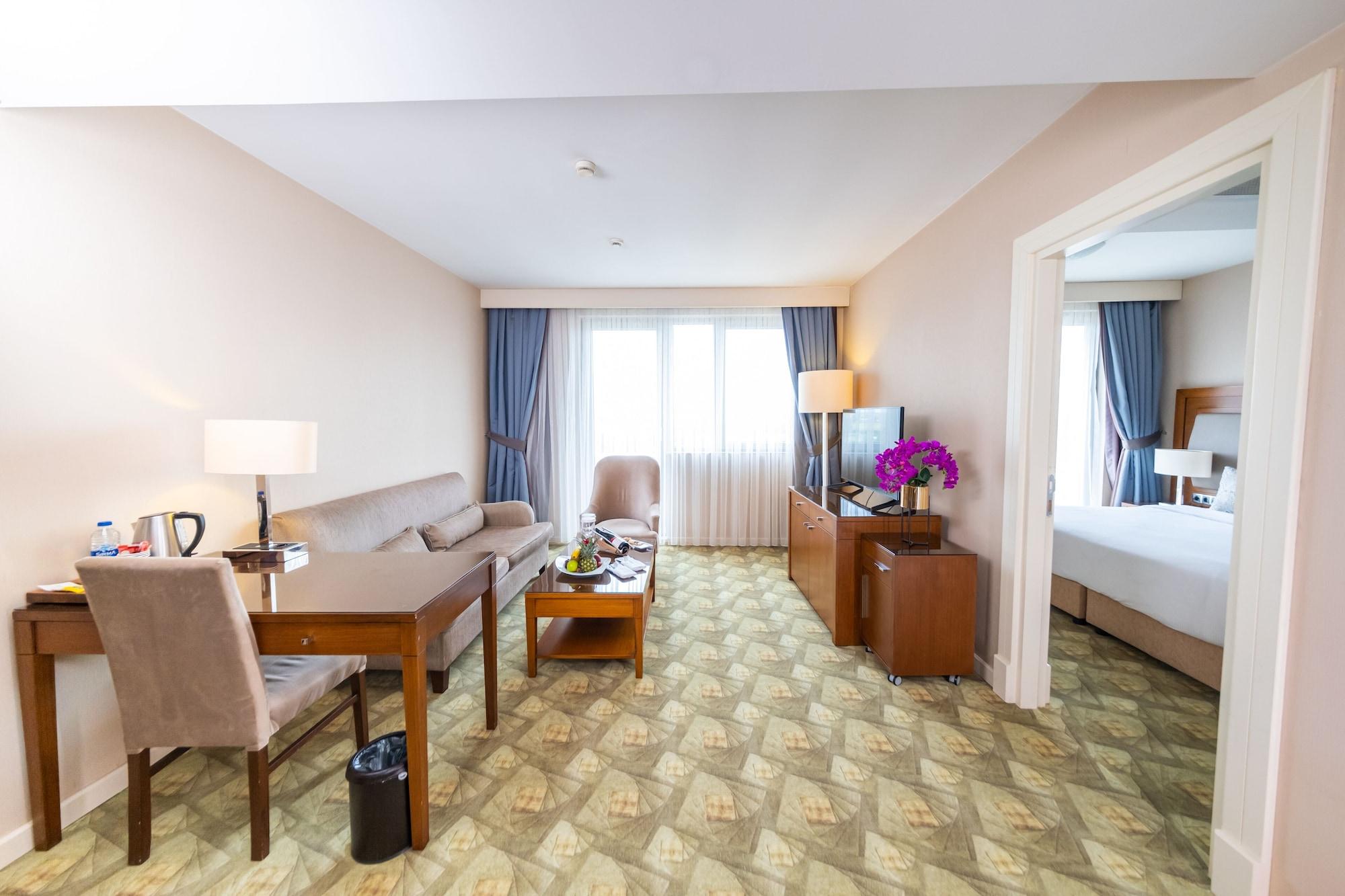 ミラクル イスタンブール エアポート ホテル&スパ エクステリア 写真 A suite at the hotel