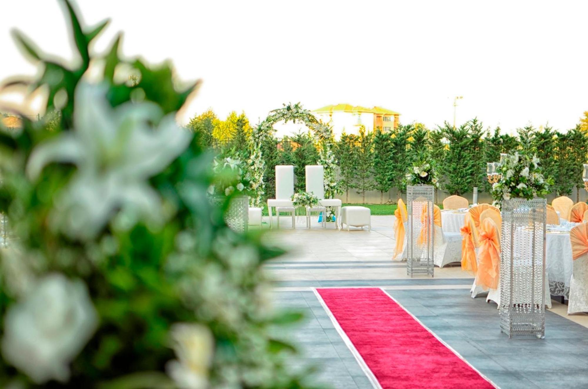 ミラクル イスタンブール エアポート ホテル&スパ エクステリア 写真 The wedding venue