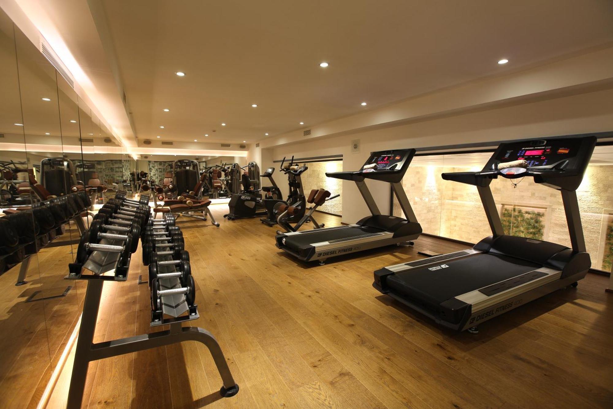 ミラクル イスタンブール エアポート ホテル&スパ 設備 写真 The gym at the hotel